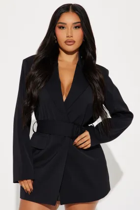 Analeah Belted Blazer - Black